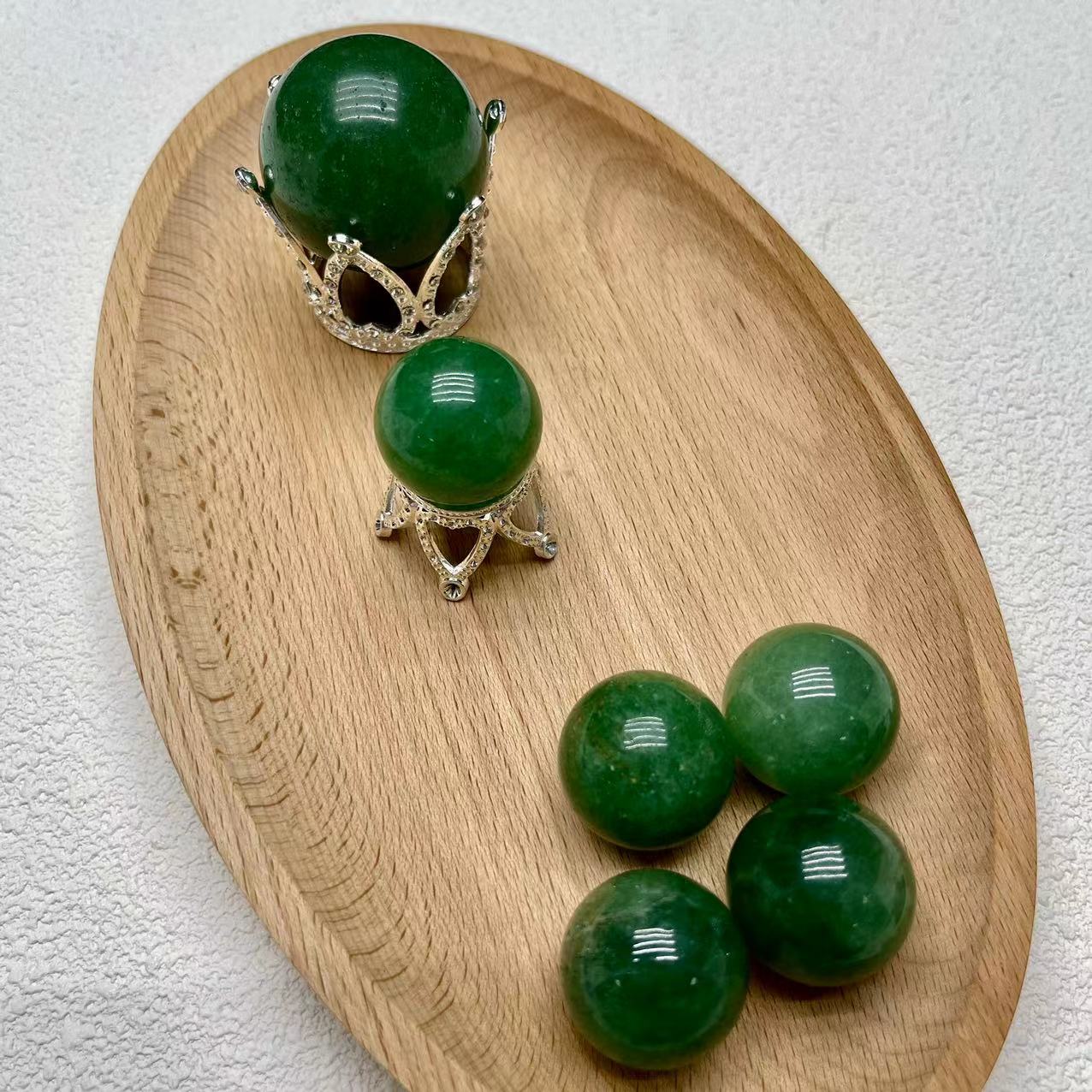 Green Strawberry Small Sphere