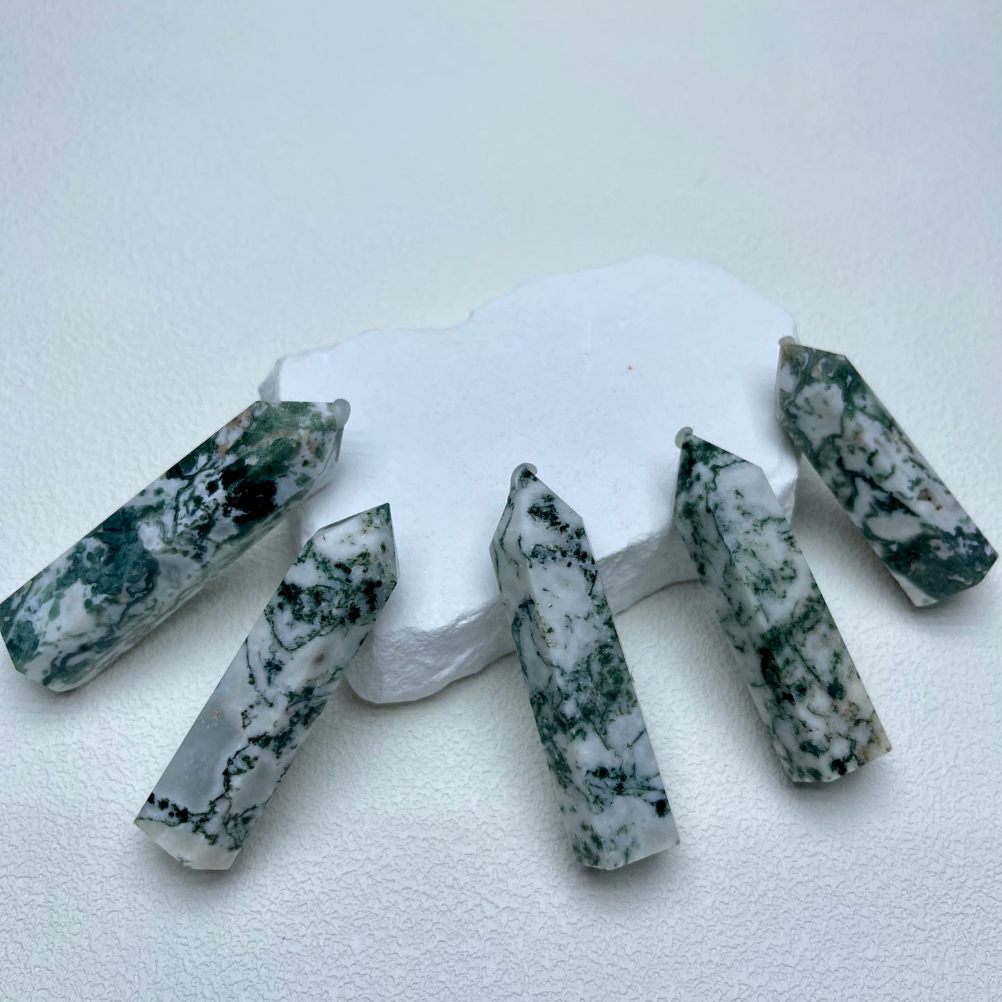 Moss agate Point