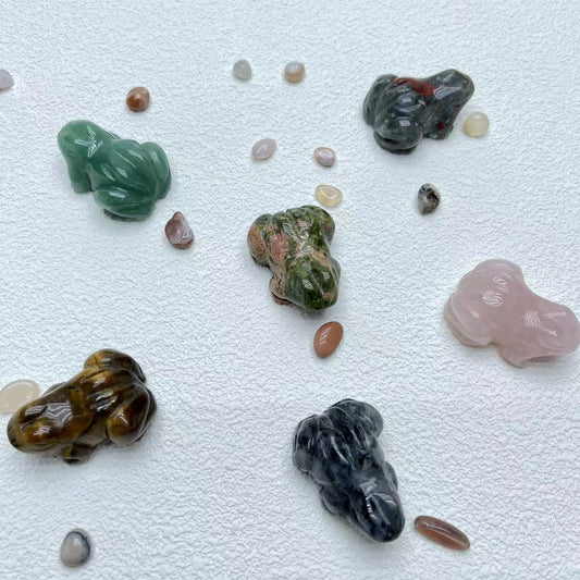 Frog Carving Africa Blood,Yellow Tiger Eye,Green Aventurine,Set of 2
