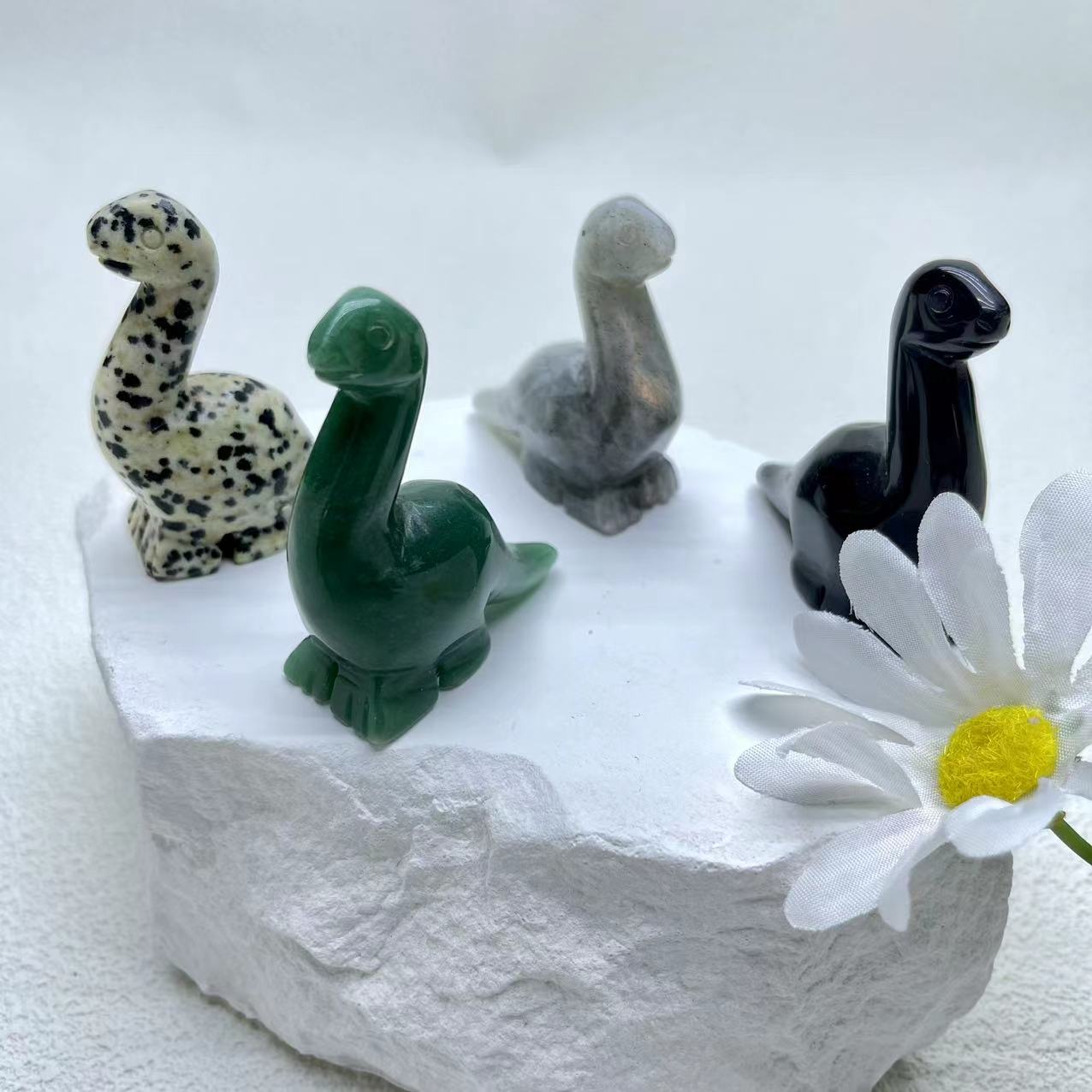 Dinosaur Carving,Green Aventurine,Dalmatian Jasper,Obsidian,Labradorite ,Set of 2